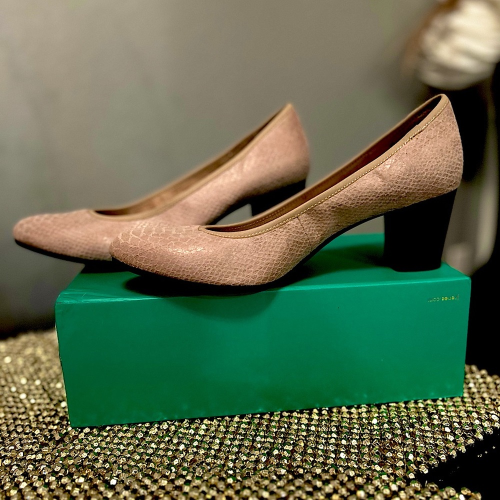 New Naturalizer Heels